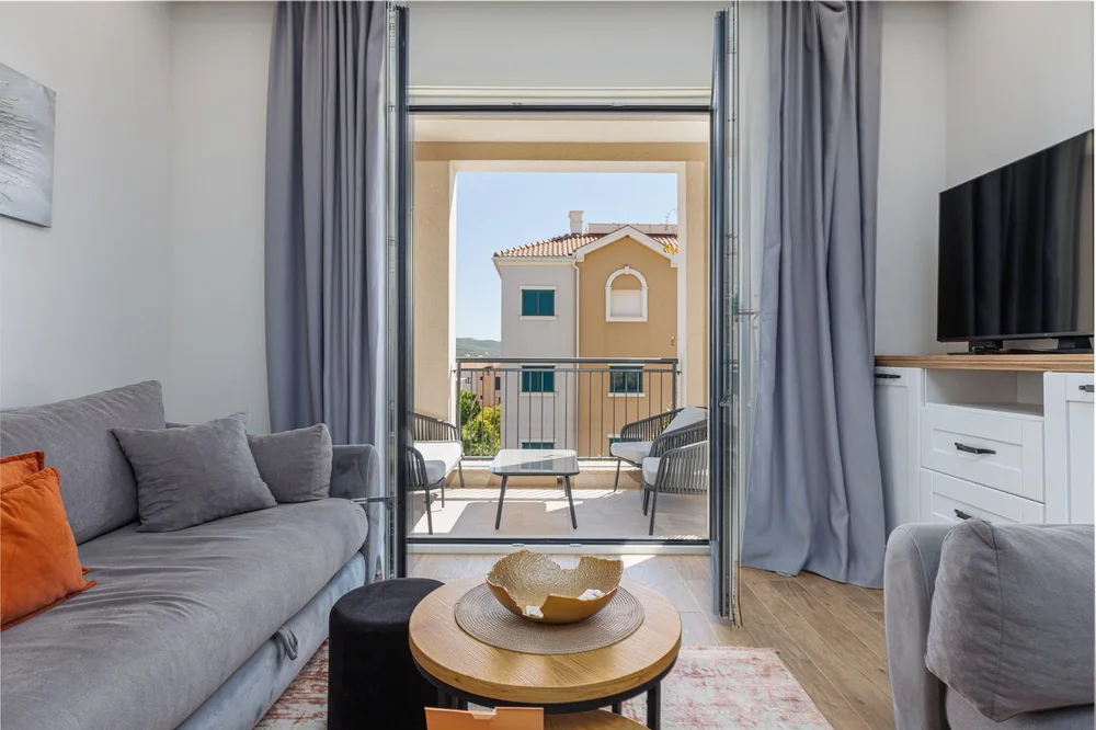 Квартира 50 м², район Centrale, Luštica Bay