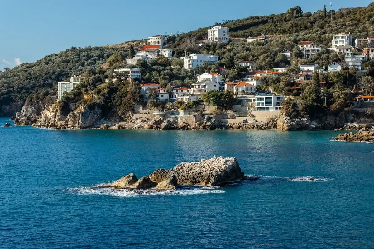 Полуостров Луштица