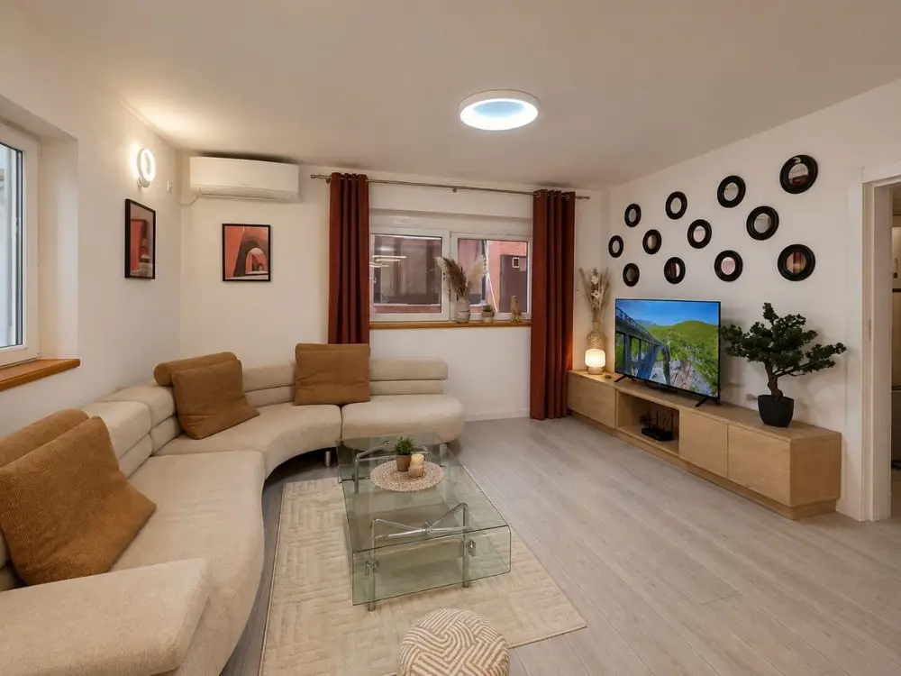 Wohnung zum Verkauf in Petrovac, Budva