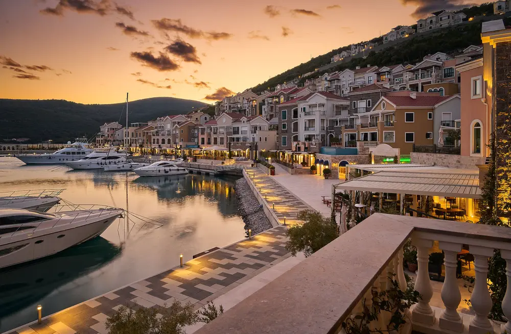 Luxurious 2-Level 1-Bedroom Duplex in the Heart of Marina Village (Luštica Bay), Tivat