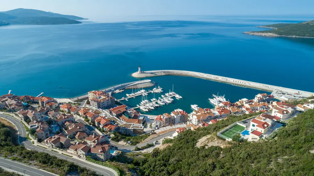 Luxurious 1-Bedroom Duplex in the Prestigious Marina Village (Luštica Bay), Tivat